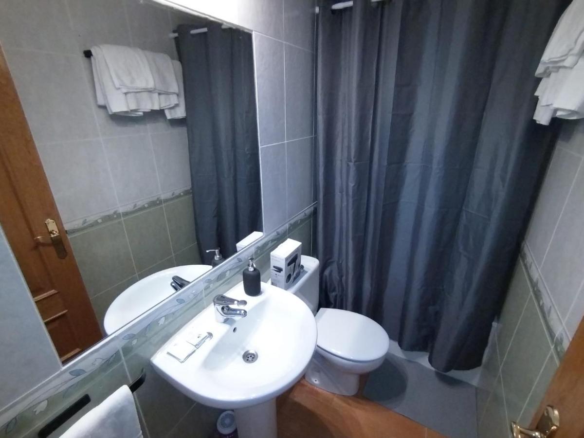 Puerta Del Sol - Apartamento Para 4 Madrid Exteriör bild