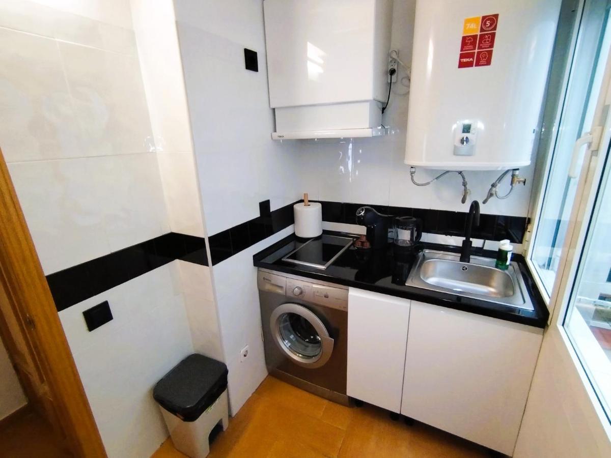 Puerta Del Sol - Apartamento Para 4 Madrid Exteriör bild