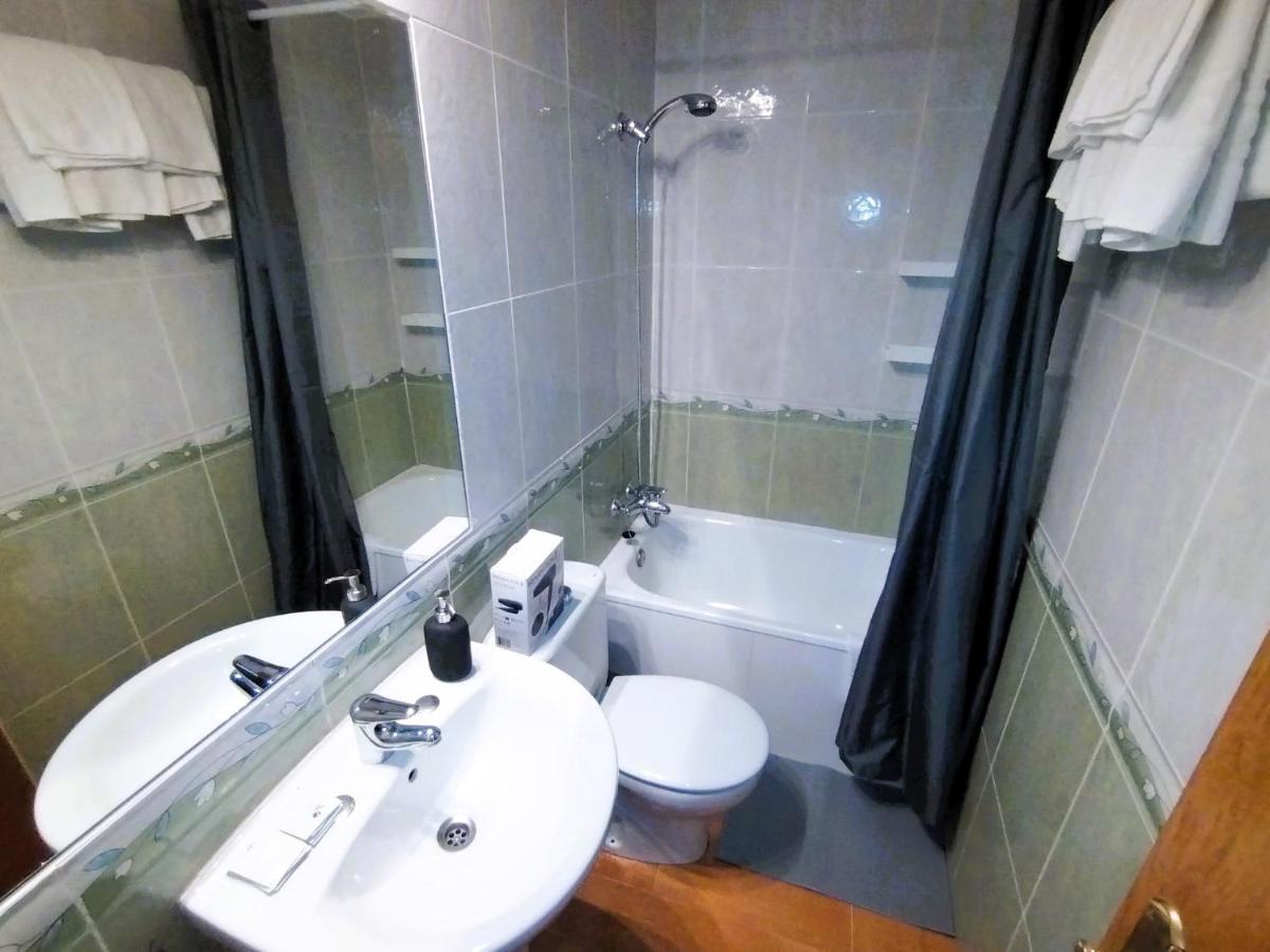 Puerta Del Sol - Apartamento Para 4 Madrid Exteriör bild