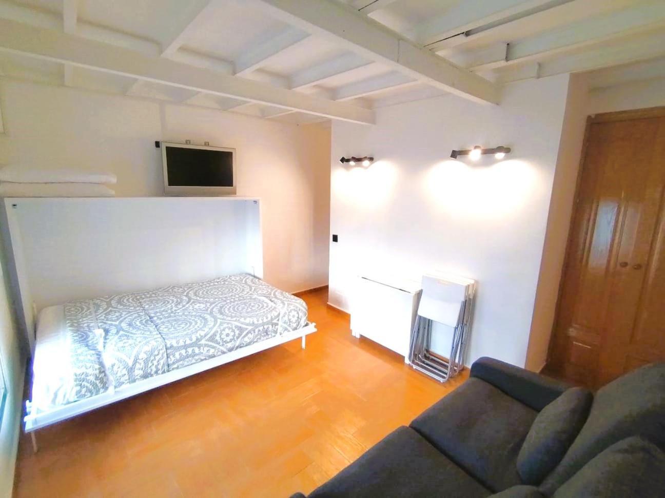 Puerta Del Sol - Apartamento Para 4 Madrid Exteriör bild